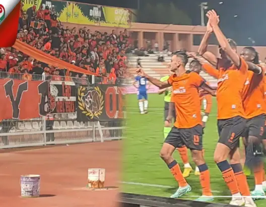لاعبو نهضة بركان يحتفلون بالهدف الثاني في مرمى اتحاد طنجة