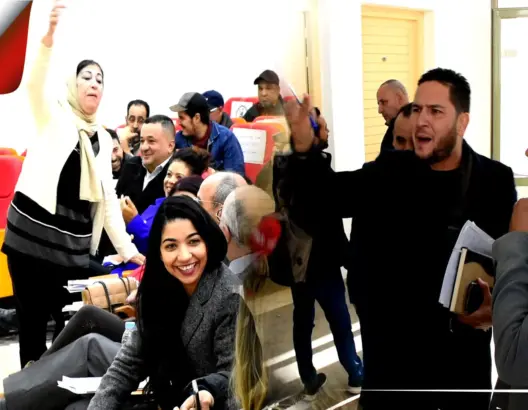 استفزازات وصراخ في دورة جماعة فاس.. والعمدة يتهم المعارضة بالتشويش (فيديو)
