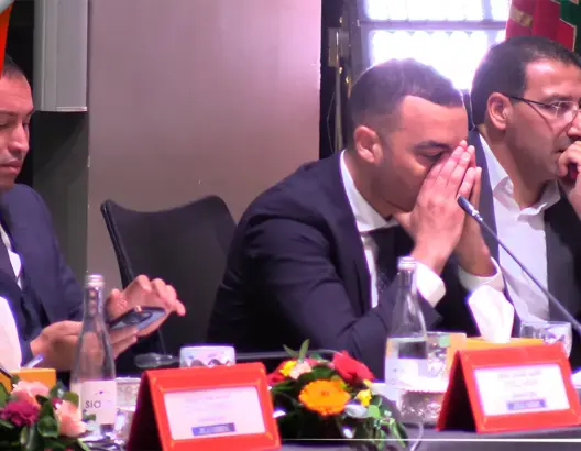 مستشار بجماعة أكادير يكشف سبب بكائه خلال دورة المجلس
