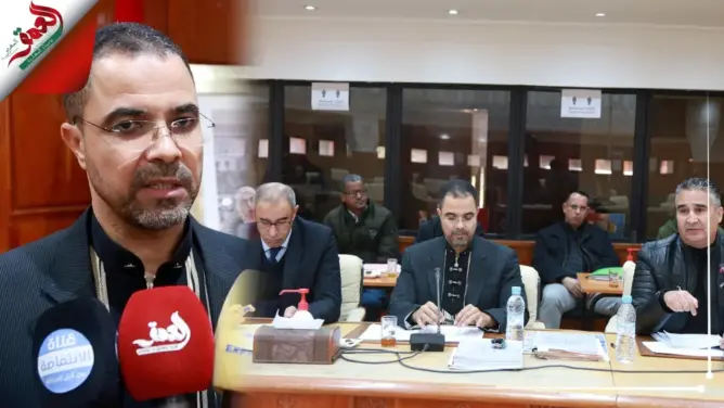 مقاطعة جليز بمراكش تعقد دورة بدون قرارات ونائب الرئيس يجلد الذات مطالبا بالإنجاز (فيديو)