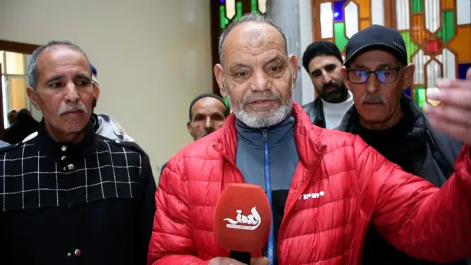 غياب مقبرة لدفن الأموات يُشعل احتجاجات داخل مقاطعة زواغة بفاس (فيديو)