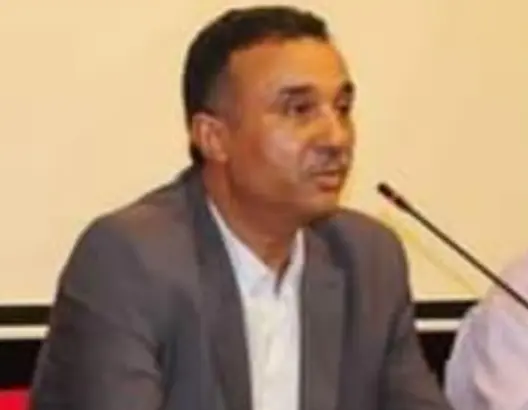 خيط رفيع بين المحافظة والتحديث وبين الشجاعة والجبن