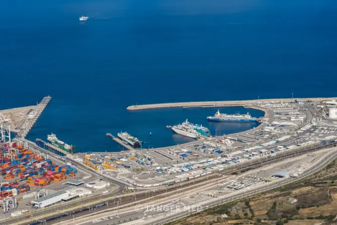 بـ107 ملايين طن.. ميناء طنجة يواصل ريادته بحوض المتوسط وإفريقيا