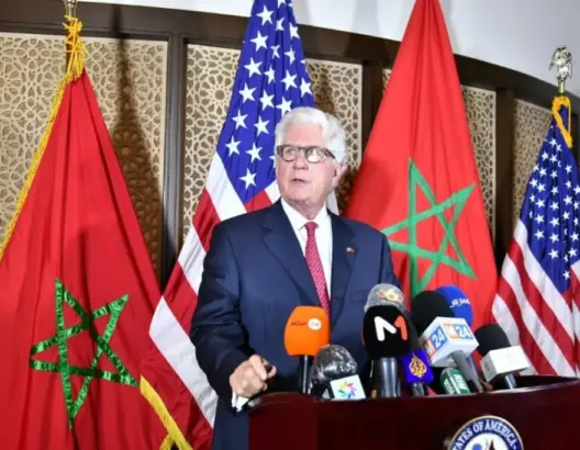دبلوماسي أمريكي: إنجازات الملك محمد السادس جعلت من المغرب منارة للتنمية والاستقرار بإفريقيا