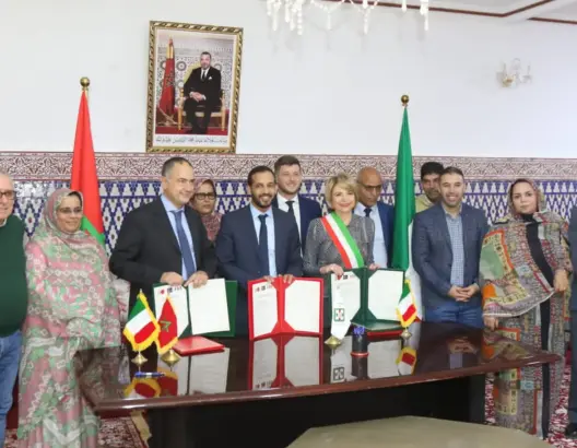بعد توقيع اتفاقية توأمة .. وفد إيطالي يزور الداخلة لتعزيز التعاون