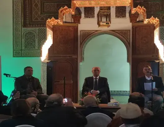 صنّفها ضمن روايات التأهيل الروحي.. أدباء ونقاد يناقشون التوفيق في روايته “واحة تينونا”