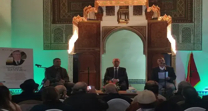 صنّفها ضمن روايات التأهيل الروحي.. أدباء ونقاد يناقشون التوفيق في روايته “واحة تينونا”