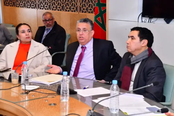 وهبي يتنازل عن متابعة “غشاشين” في امتحان المحاماة ويتشبث بمقاضاة راسب