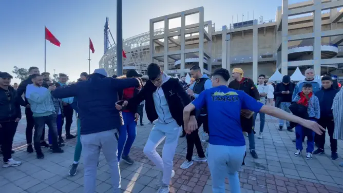 احتفالات الجماهير قبيل حفل افتتاح الموندياليتو