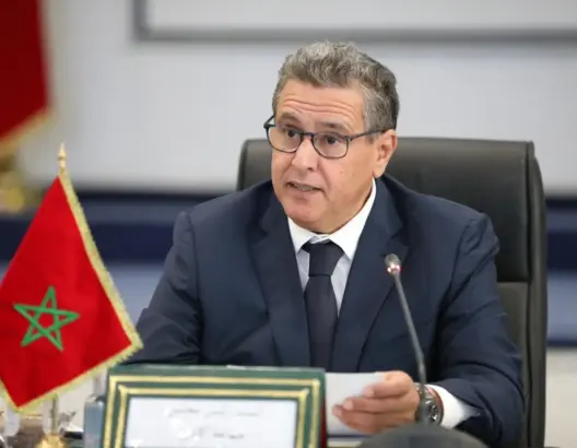 أخنوش يعزي عائلات ضحايا الزلزال وينوه بجهود الإغاثة والإنقاذ