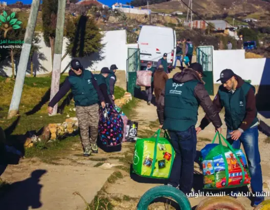 نشطاء “أهل الخير” يقودون حملة “الشتاء الدافئ” لقرى بني يدر بتطوان (صور)