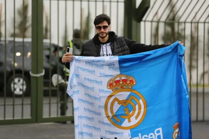 مغاربة يدعمون ريال مدريد ويتمنون له الظفر باللقب