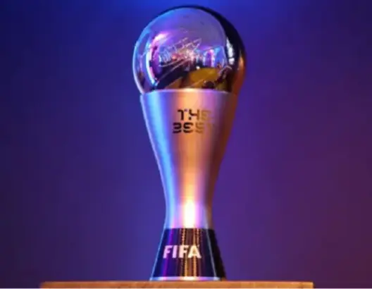 “الفيفا” يعلن عن المرشحين الثلاثة للفوز بجائزة أفضل لاعب في العالم