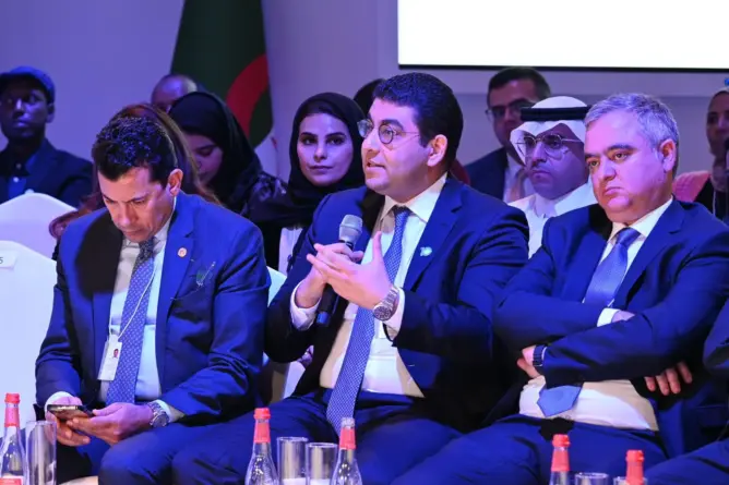 دبي.. بنسعيد يستعرض التجارب المغربية في مجال الشباب