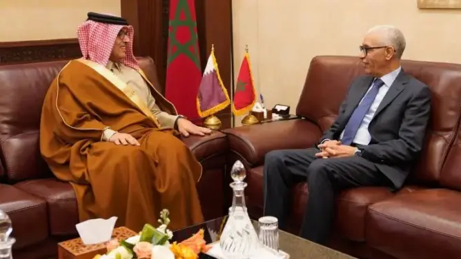 الطالبي يتباحث مع سفير قطر ويشيدان بالعلاقات المتينة بين البلدين