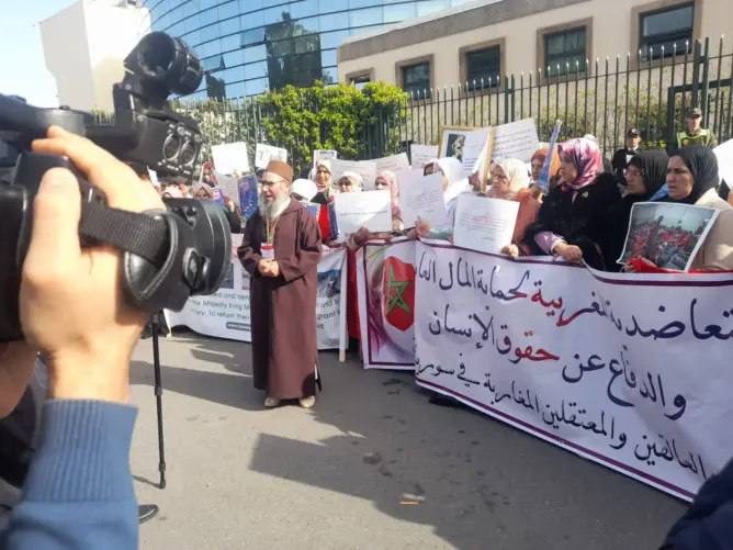 عائلات مغاربة سوريا والعراق تتلقى “تطمينات” من الخارجية بخصوص ملف أبنائها