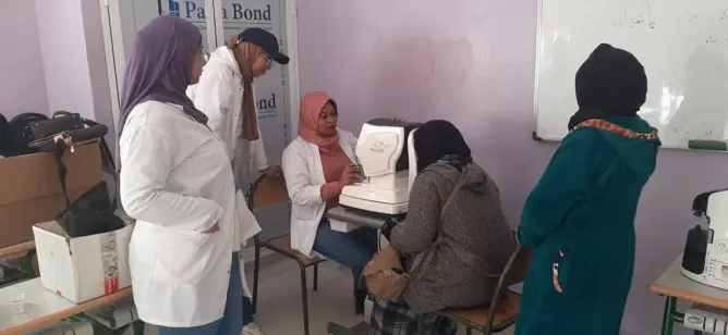 استفاد منها 872 شخصا ..قافلة طبية تحل بجماعة “إمي نولاون” نواحي ورزازات 