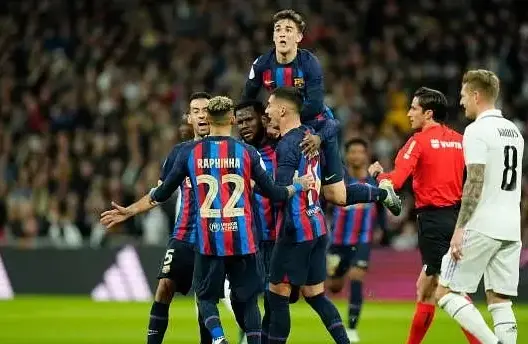 رغم الغيابات.. برشلونة يحسم ذهاب كلاسيكو نصف نهائي كأس إسبانيا في قلب “البرنابيو”