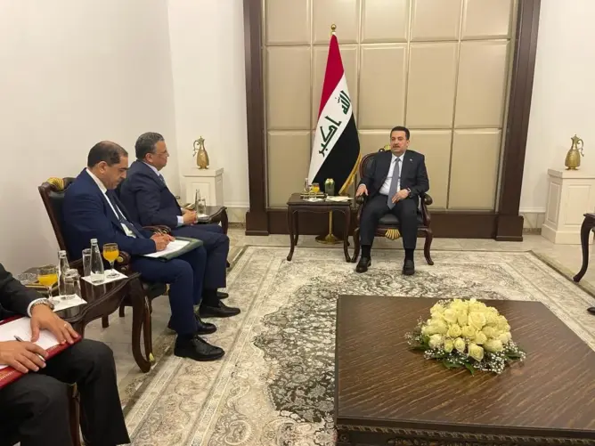 وهبي يصل إلى بغداد ويضع التجربة المغربية رهن إشارة العراق