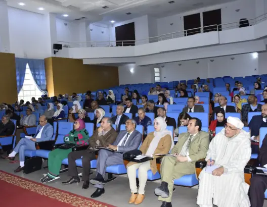 ندوة علمية بجامعة مولاي اسماعيل تقارب دور المسؤولية المدنية في حماية الأطفال غير  الشرعيين
