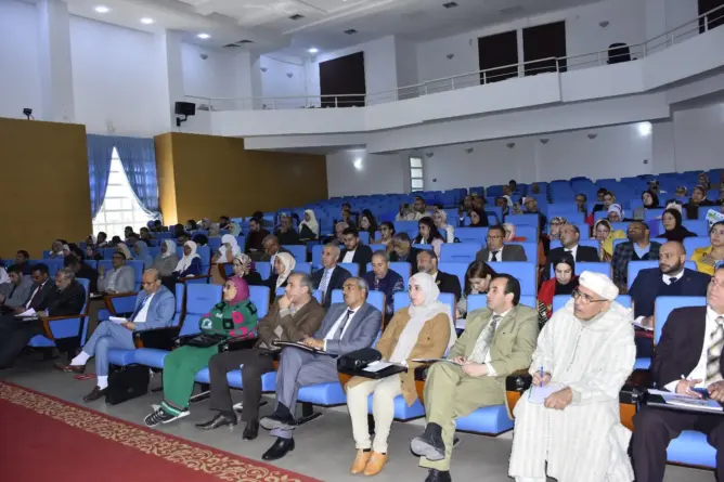 ندوة علمية بجامعة مولاي اسماعيل تقارب دور المسؤولية المدنية في حماية الأطفال غير  الشرعيين