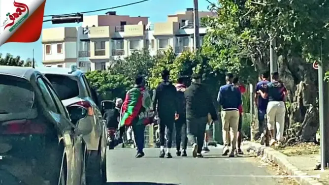 أجواء عائلية بين جماهير الجيش وآسفي