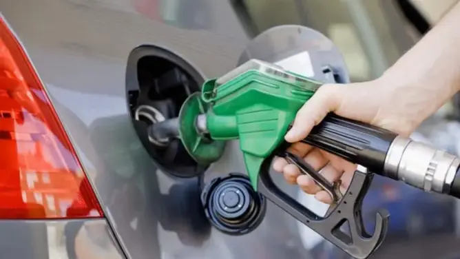 لهيب الشرق الأوسط يصل محطات الوقود بالمغرب .. ترقب زيادات جديدة في الأسعار