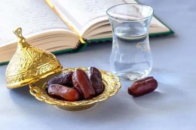 ثمانية دول تعلن الثلاثاء أول أيام شهر رمضان
