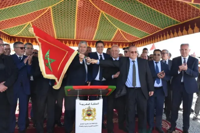 صديقي ومورو يسلمان قطعا أرضية لـ30 مستثمرا في الفلاحة والصناعة الغذائية بالعرائش
