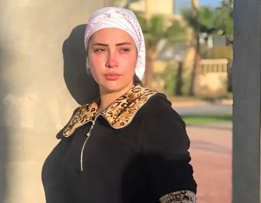“كاينة ظروف” يحتل الطوندونس.. وناقد: “بناؤه الدرامي متماسك وإيقاعه متصاعد”