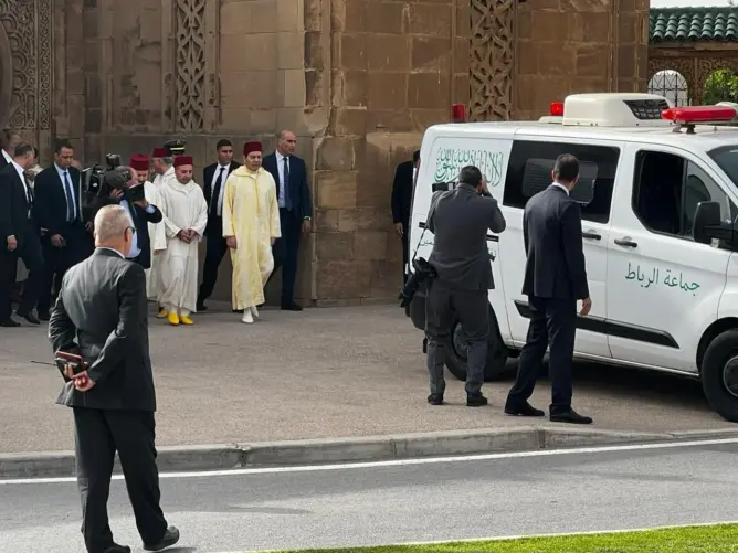 الأمير رشيد يحضر جنازة السفير والوزير الأسبق خالد الناصري بالرباط