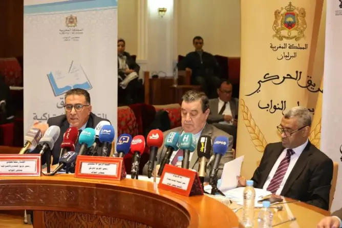 فرق المعارضة تفترح تشكيل لجنة تقصي حول استيراد الغاز الروسي