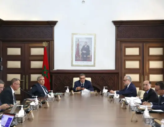 أخنوش يدعو لتشجيع المواطنين على التسجيل في السجل الاجتماعي الموحد