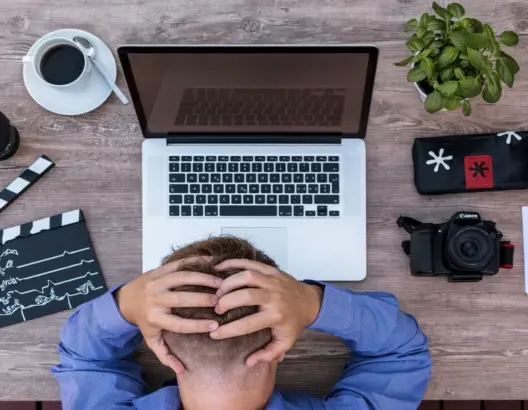 صناعة المحتوى.. هوس يسيل لعاب المراهقين والعوني: أرباح تساوي دخل موظف يشتغل دون ضغط