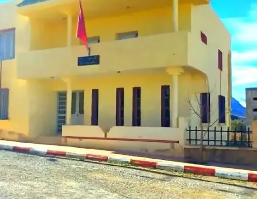 بسبب “خروقات قانونية”.. مطالب بعزل رئيس جماعة قروية نواحي بولمان