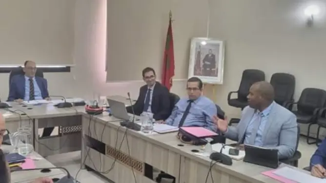 الوزارة تلتقي بالنقابات وتبدأ مناقشة أبواب النظام الجديد