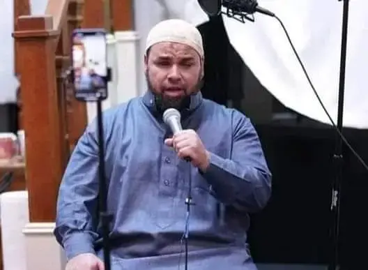 نعى نفسه قبل وفاته.. رحيل “سفير القرآن” الشيخ عبد الله كامل واسمه يتصدر مواقع التواصل