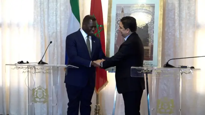 المغرب وسيراليون يوقعان 13 اتفاقا بالداخلة.. وفريتاون تجدد دعمها لمغربية الصحراء (فيديو)