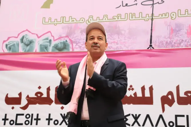ميارة يخالف النقابات ويدعم السكوري لتمرير قانون الإضراب “بعيدا عن المزيدات”