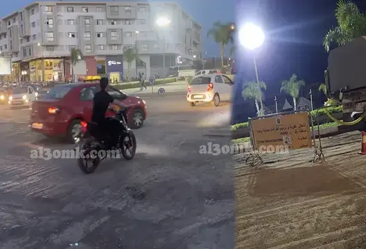 توقفت أشغال إصلاح مدارة جامعة محمد الأول بوجدة، لفترة طويلة، بعد انطلاقها قبيل شهر رمضان الماضي، مما أوقف حركة المرور بمحيط الجامعة الذي يتميز بنشاط السير طيلة اليوم. وخلف بطئ أشغال إصلاح المدارة، استياء كبيرا في صفوف مستعملي الطريق وساكنة المحيط الجامعي، متسائلين عن سبب توقف الأشغال التي تندرج ضمن صفقة أطلقتها الجماعة الحضرية لوجدة سنة 2020، وأعطيت انطلاقة الأشغال بتاريخ 9 مارس 2023، حيث يضطر مستعملو المدار إلى قطع مسافات اضافية لقضاء أغراضهم بجامعة محمد الأول والمؤسسات التابعة لها وكذا المؤسسات الخاصة المتواجدة بالفضاء الجامعي، كما أن المدارة لا تبعد سوى 50 مترا عن منزل رئيس الجماعة الحضرية بوجدة. توقفت أشغال إصلاح مدارة جامعة محمد الأول بوجدة، لفترة طويلة