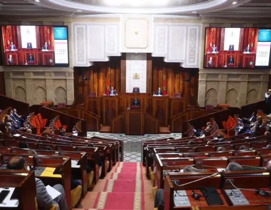 الأغلبية تطالب بإخراج الجامعة من “النفق المظلم” والقطع مع “البريكولاج”