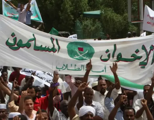 استطلاع “الباروميتر العربي”: الإسلام السياسي عائد وبقوة في المنطقة العربية