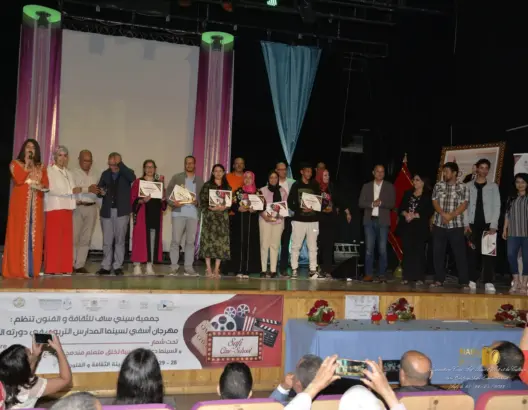 بتتويج ثانوية “المعتمد ابن عباد”.. اختتام مهرجان سينما المدارس بآسفي