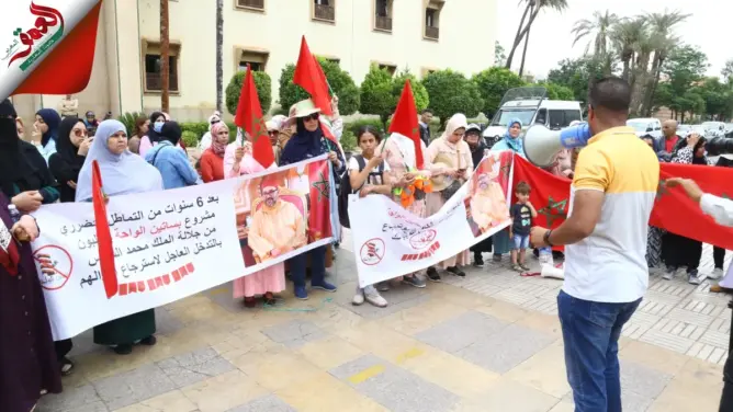 يحتجون أمام قصر البلدية بمراكش للمطالبة بتدخل المسؤولين لاسترجاع أموالهم