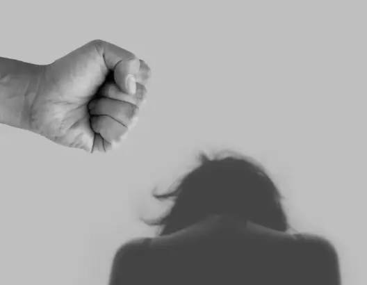 طرد وتشويه سمعة يحولان دون تبليغ صحافيات عن تعرضهن للتحرش