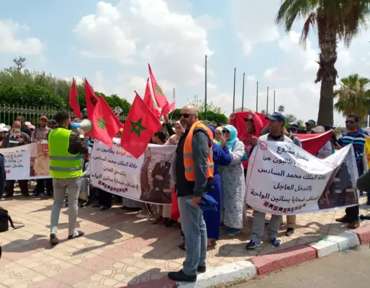 بعد المنصوري.. متضررو “بساتين الواحة” ينقلون احتجاجهم لوالي مراكش ويرفعون شعار “زبون تقولب”
