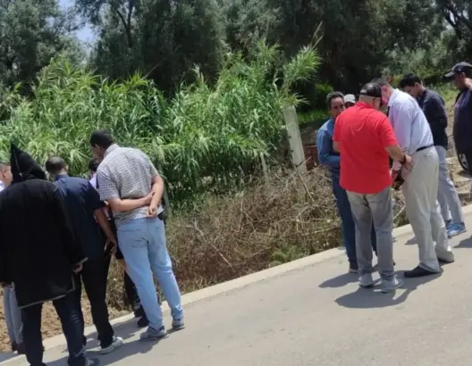 العثور على عظام وجماجم بشرية وسط الشارع العام يستنفر أمن سيدي قاسم (صور)
