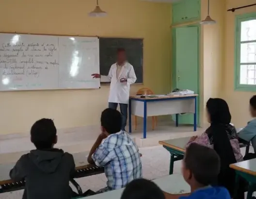 البيجيدي: الهندسة اللغوية الجديدة تكرس هيمنة الفرنسية.. ويجب اعتماد العربية كلغة للتدريس