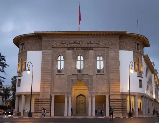 أبناك تخلف موعدها مع قرار التحويلات البنكية الفورية والمجانية وسط استياء زبنائها