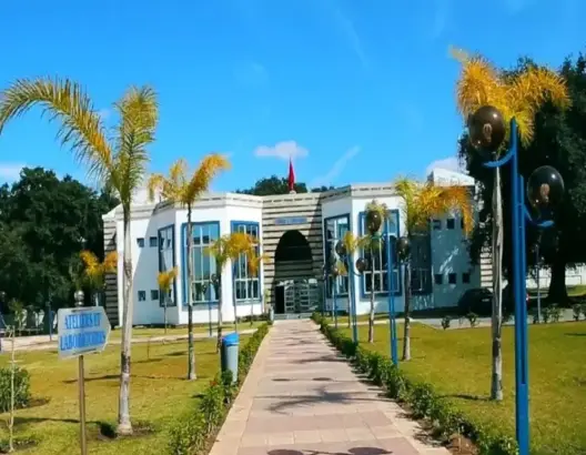 تصنيف “تايمز هاير إيدوكايشن” يضع “ابن طفيل” ضمن أفضل 800 جامعة بالعالم
